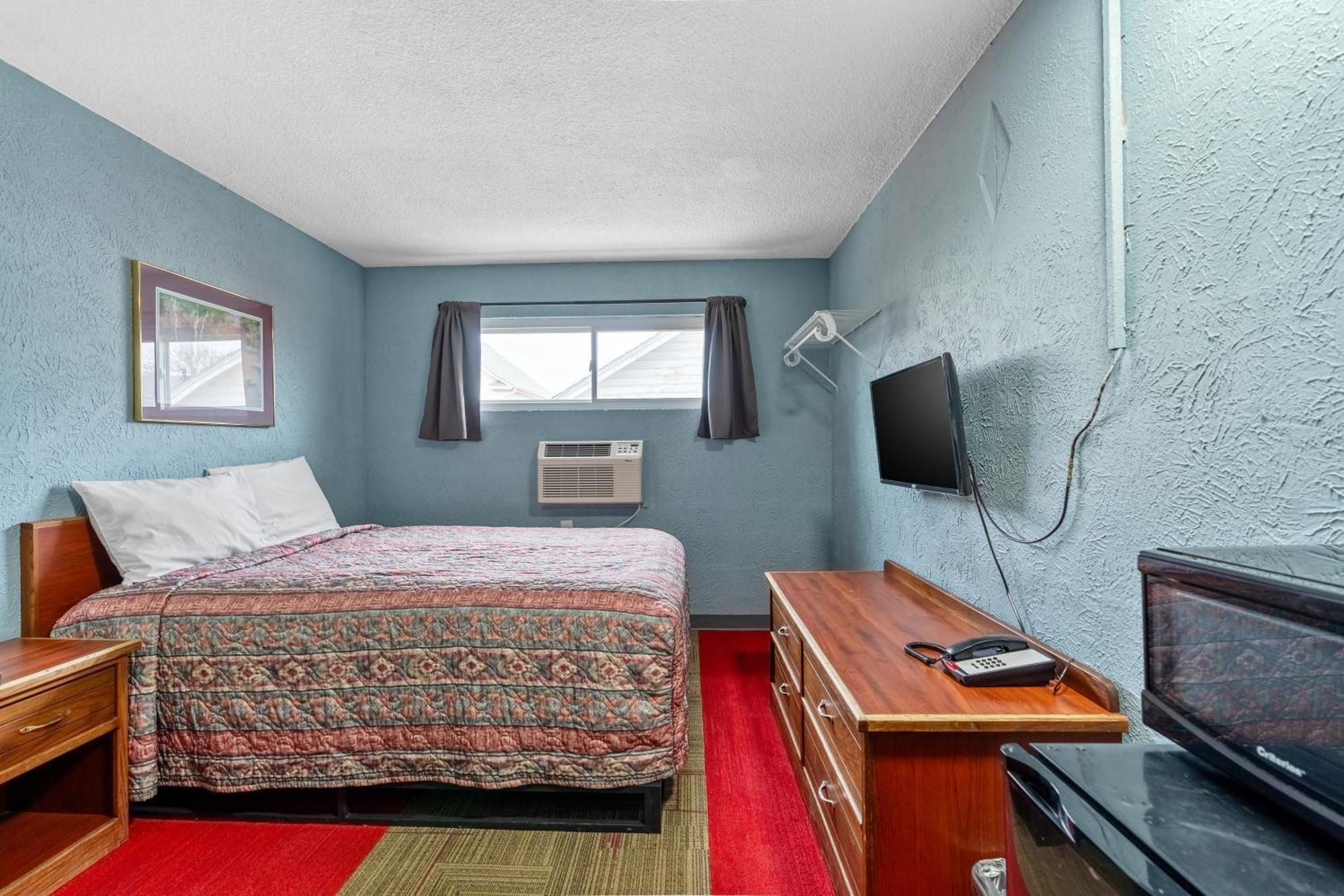 Broadway Inn Council Bluffs Bagian luar foto